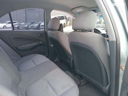 Nissan Almera 2007 серый - фото 18