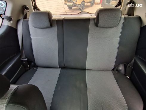 Chevrolet Aveo 2008 черный - фото 17