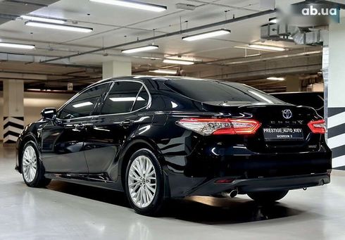 Toyota Camry 2020 - фото 24