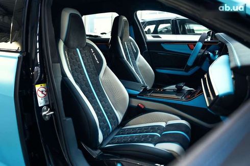 Audi rs6 2020 - фото 25