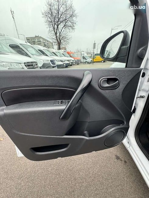 Renault Kangoo 2020 - фото 16