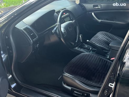 Honda Accord 2004 черный - фото 13