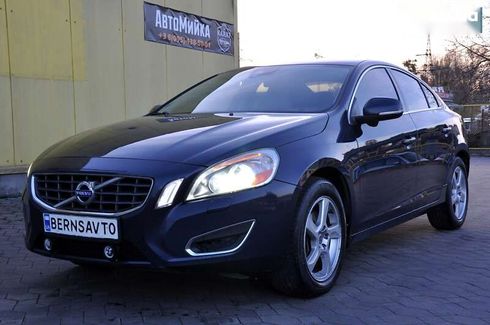 Volvo S60 2012 - фото 2