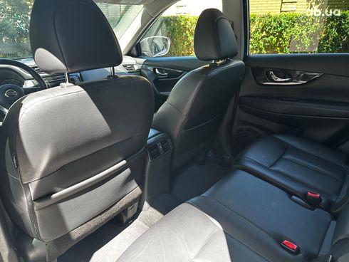 Nissan Rogue 2018 белый - фото 20