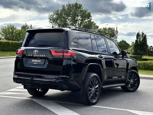 Toyota Land Cruiser 2021 - фото 15
