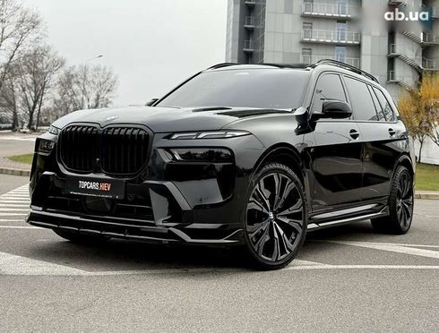 BMW X7 2023 - фото 3