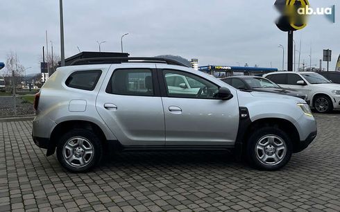 Renault Duster 2019 - фото 8