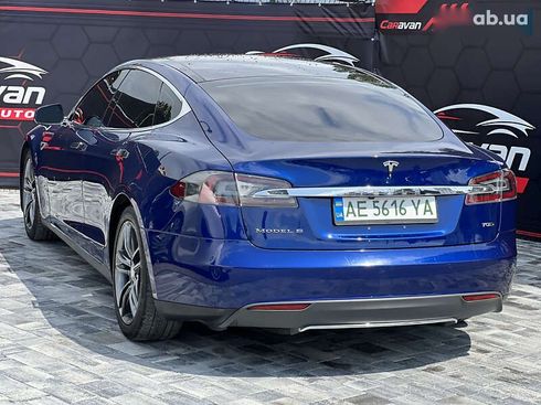 Tesla Model S 2016 - фото 13