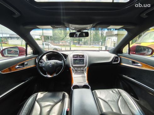 Lincoln MKX 2016 красный - фото 14