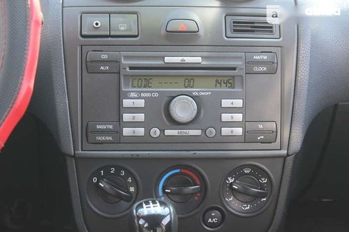 Ford Fiesta 2006 - фото 24