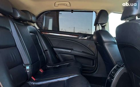 Skoda Superb 2010 - фото 19