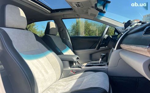Toyota Camry 2013 - фото 10