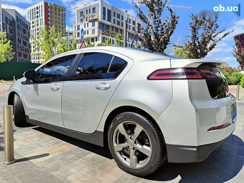 Chevrolet Volt 2010 - фото 13