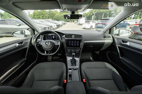 Volkswagen e-Golf 2019 - фото 27