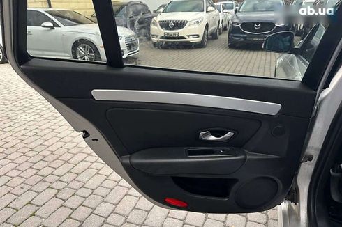 Renault Laguna 2008 - фото 12