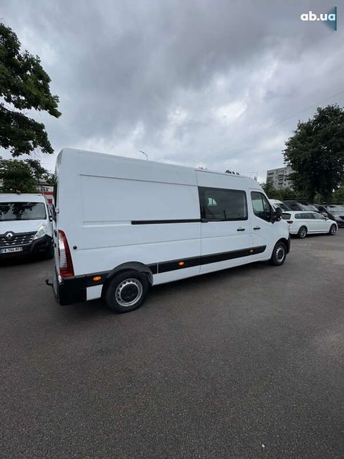 Renault Master 2020 - фото 13