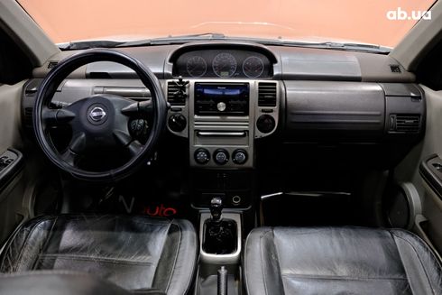 Nissan X-Trail 2005 серебристый - фото 5