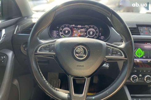 Skoda Octavia 2018 - фото 24
