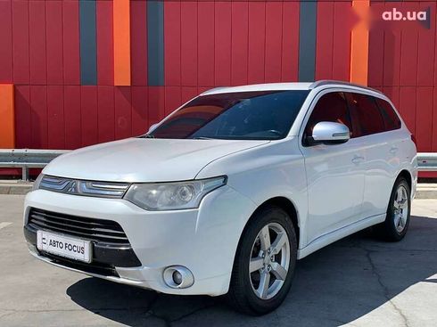 Mitsubishi Outlander 2012 - фото 4