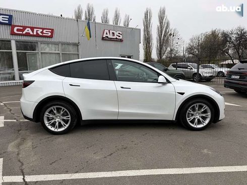 Tesla Model Y 2021 - фото 2