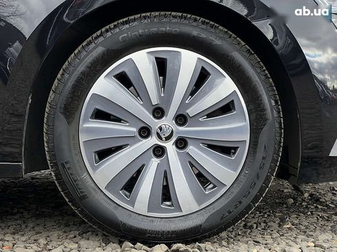 Skoda Superb 2021 - фото 23