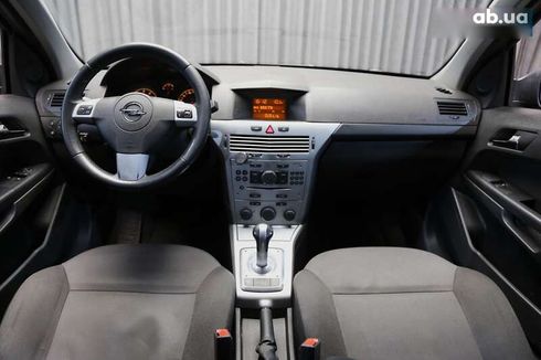 Opel Astra 2013 - фото 14