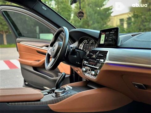 BMW 5 серия 2016 - фото 28