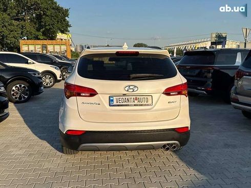 Hyundai Santa Fe 2015 - фото 4