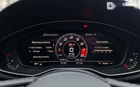 Audi A4 2018 - фото 17