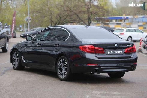 BMW 5 серия 2018 - фото 5