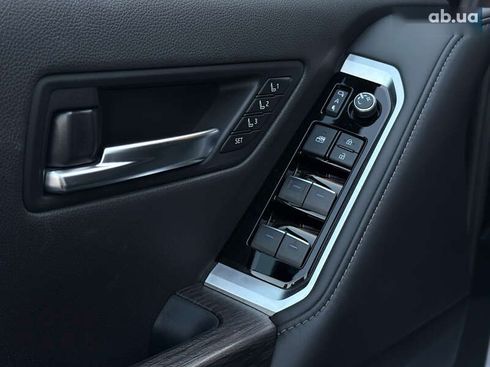Toyota Land Cruiser 2023 - фото 18