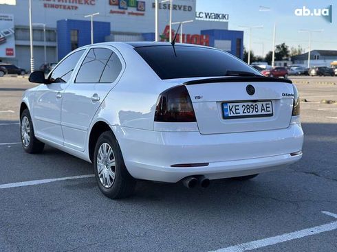 Skoda Octavia 2012 - фото 25