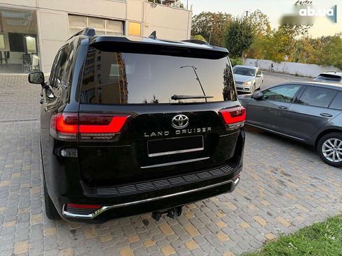 Toyota Land Cruiser 2022 - фото 7