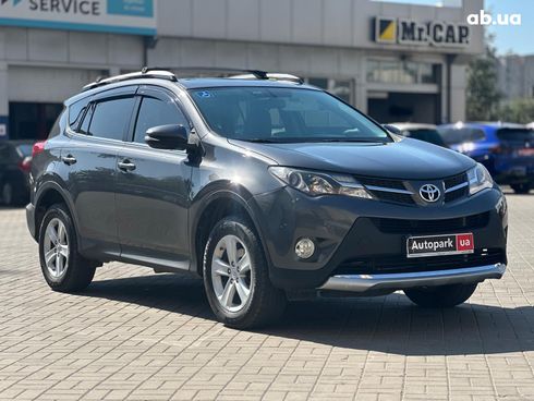Toyota RAV4 2013 серый - фото 3