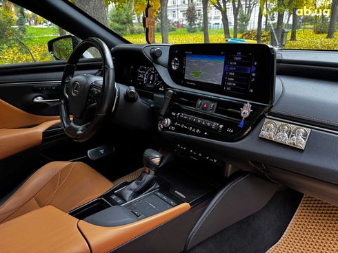 Lexus ES 2021 черный - фото 117