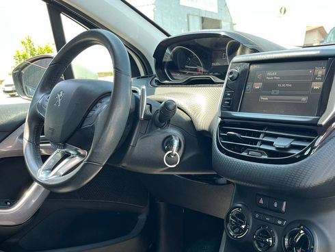 Peugeot 2008 2016 белый - фото 5