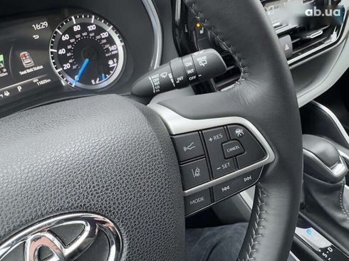 Toyota Highlander 2023 - фото 27