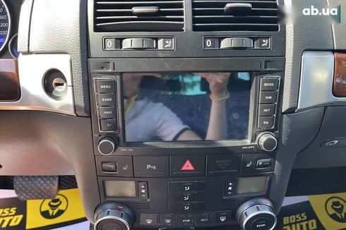 Volkswagen Touareg 2005 - фото 16