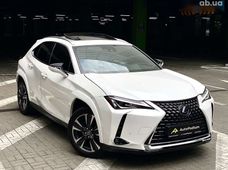 Продаж вживаних Lexus UX 2021 року - купити на Автобазарі