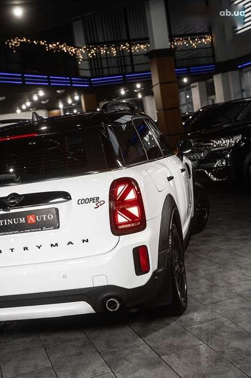 MINI Countryman 2020 - фото 12