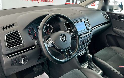 Volkswagen Sharan 2016 - фото 11