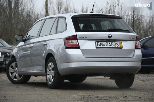 Skoda Fabia 2015 - фото 9
