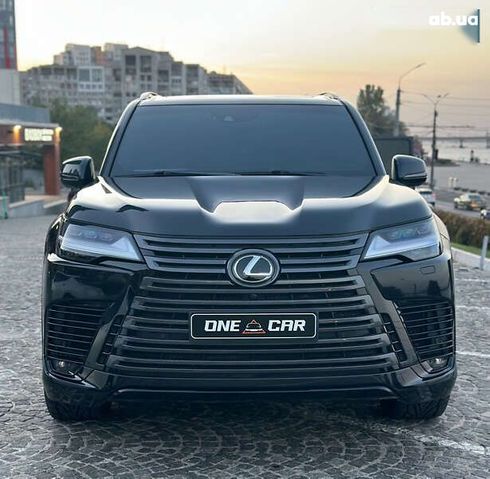 Lexus LX 2023 - фото 2