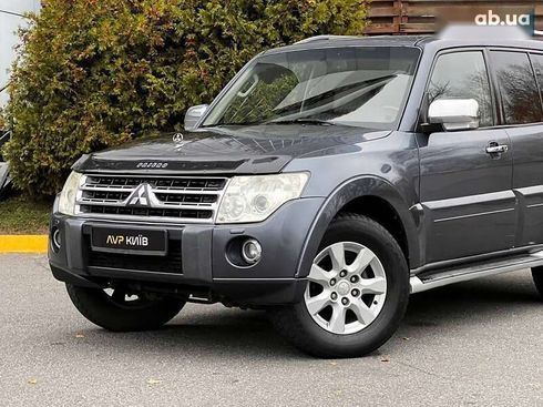 Mitsubishi Pajero Wagon 2009 - фото 4