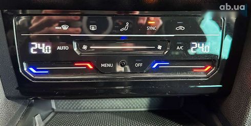 Volkswagen Passat 2020 - фото 22