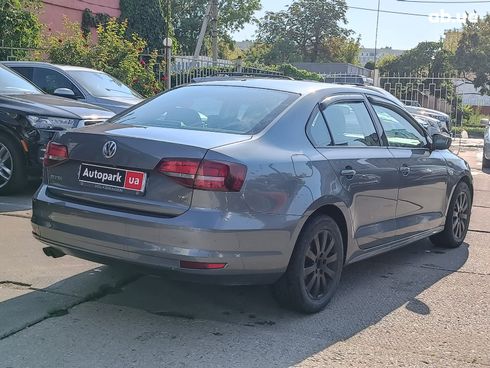 Volkswagen Jetta 2017 серый - фото 8