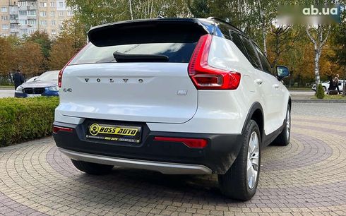 Volvo XC40 2022 - фото 7