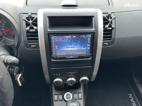 Nissan X-Trail 2012 пурпурный - фото 12