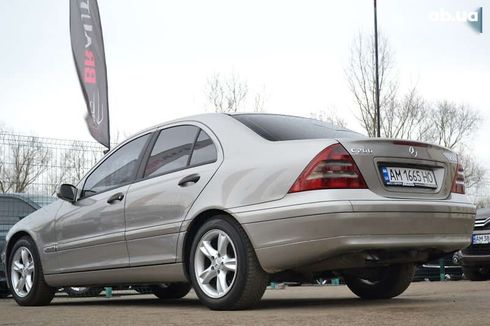 Mercedes-Benz C-Класс 2003 - фото 17