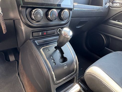 Jeep Patriot 2015 красный - фото 21